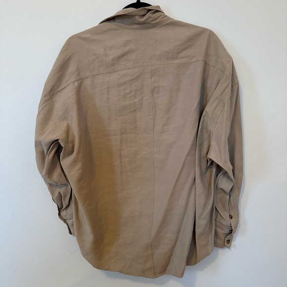 pull and bear oversized blouse - Picture 2 of 3